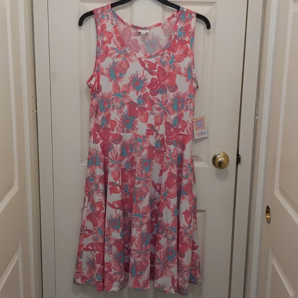 LuLaRoe Nicki